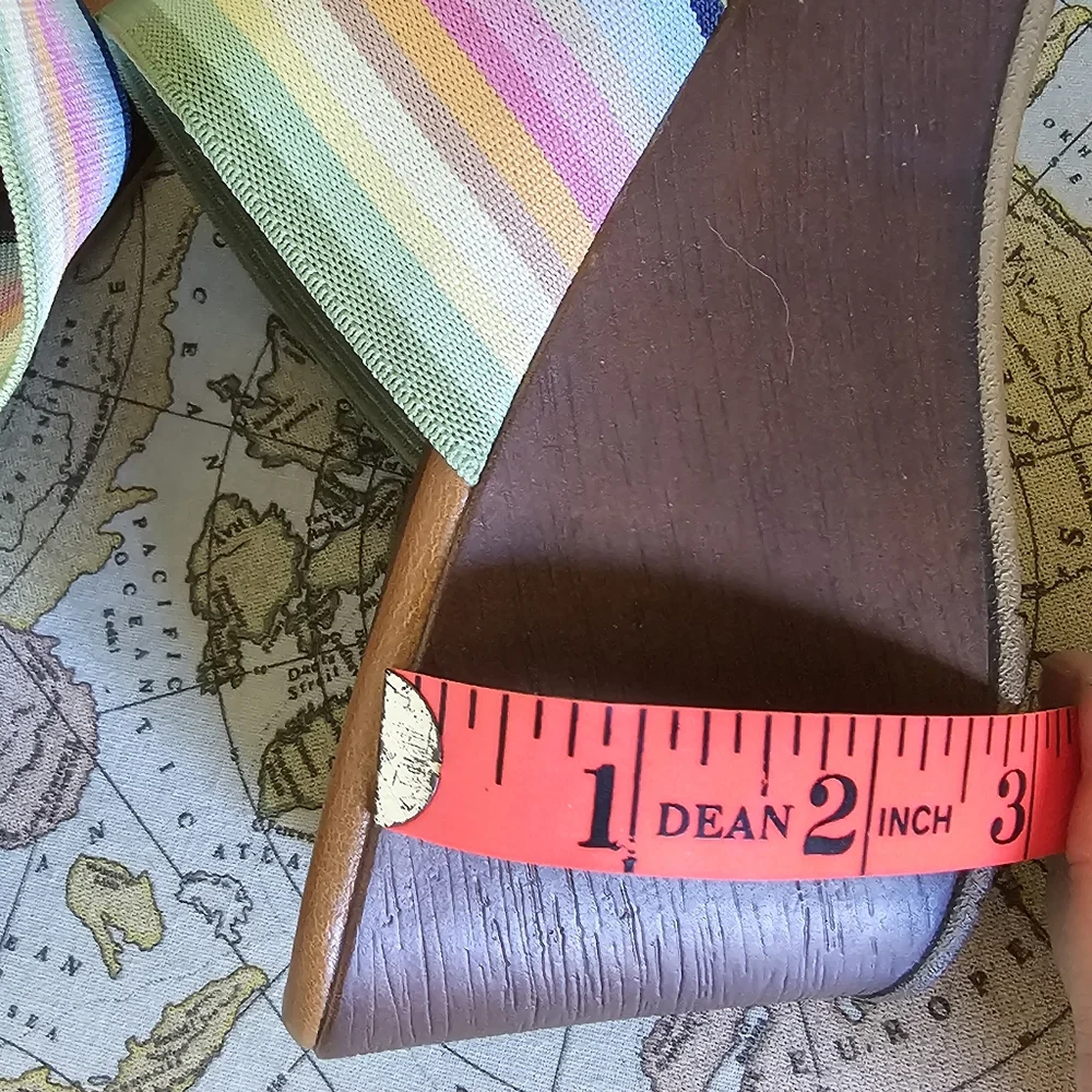Anne Klein‎ rainbow 🌈 platform sandals, size 8